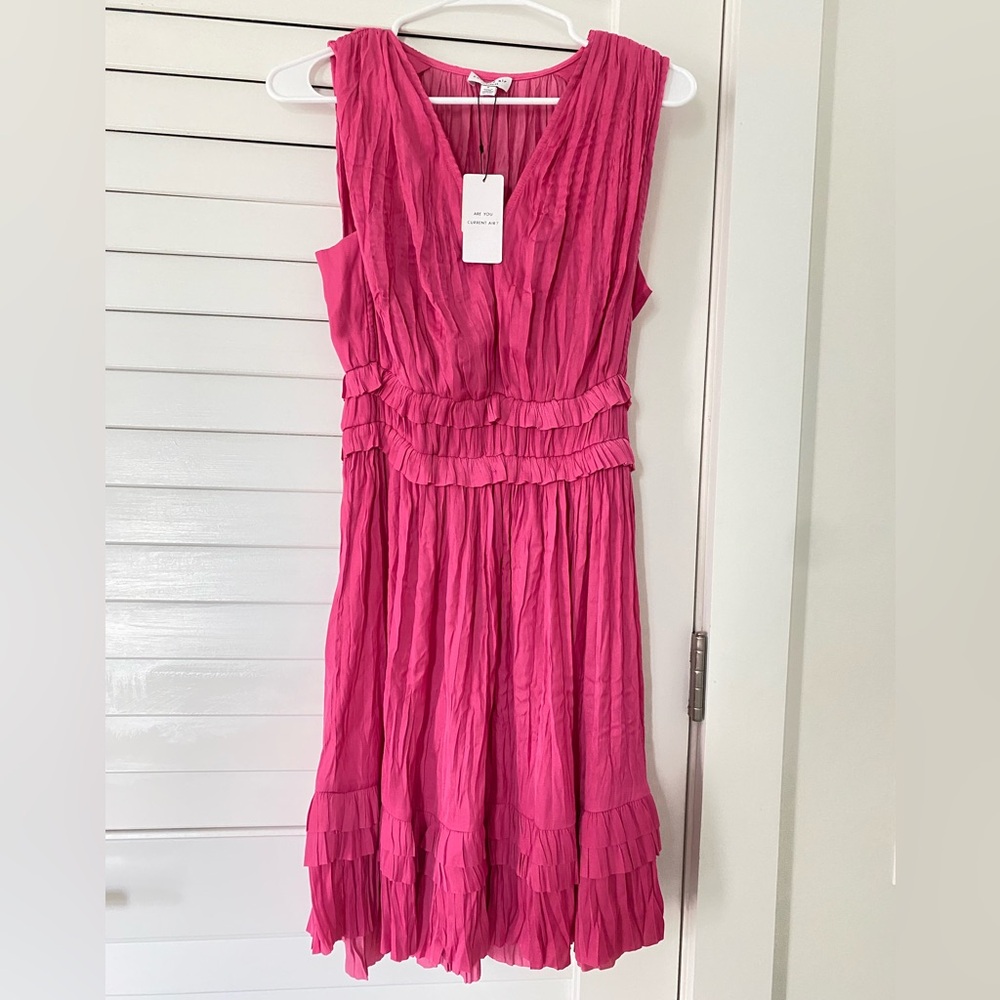 NWT! Current Air Aurora Crinkle Pleated Mini Dress in Fuchsia. Size Small.